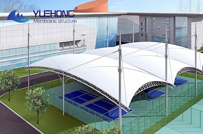 Estructura de membrana para campo deportivo