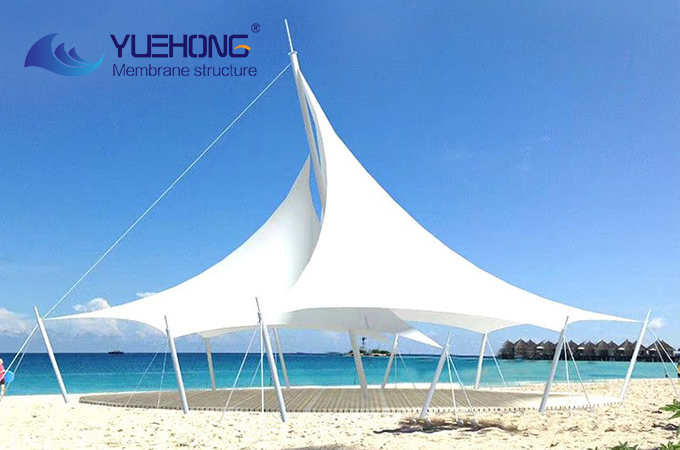 Abri de paysage en structure membrane